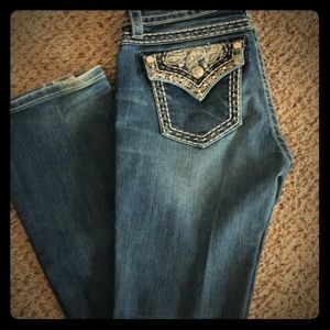 Miss me Mid Rise signature boot cut jeans size 28
